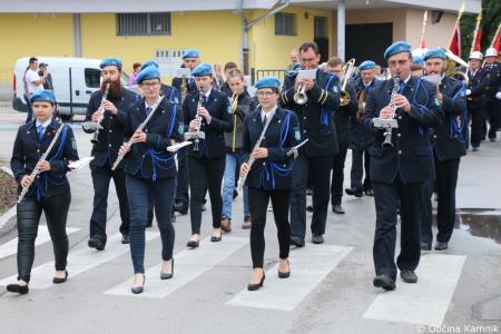 Prostovoljno gasilsko društvo Šmarca bogatejše za novo vozilo (8)